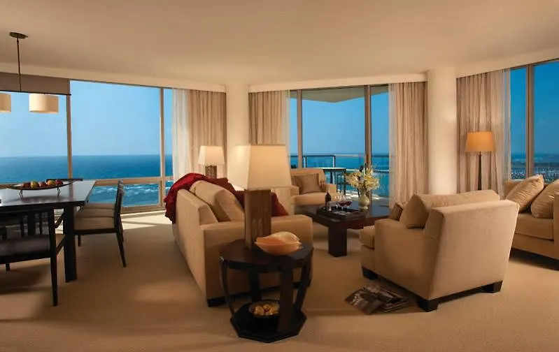 Hotel Jet Luxury At The Trump Waikiki Oahu