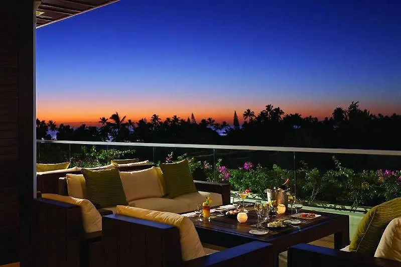 Jet Luxury At The Trump Waikiki Oahu 5*,