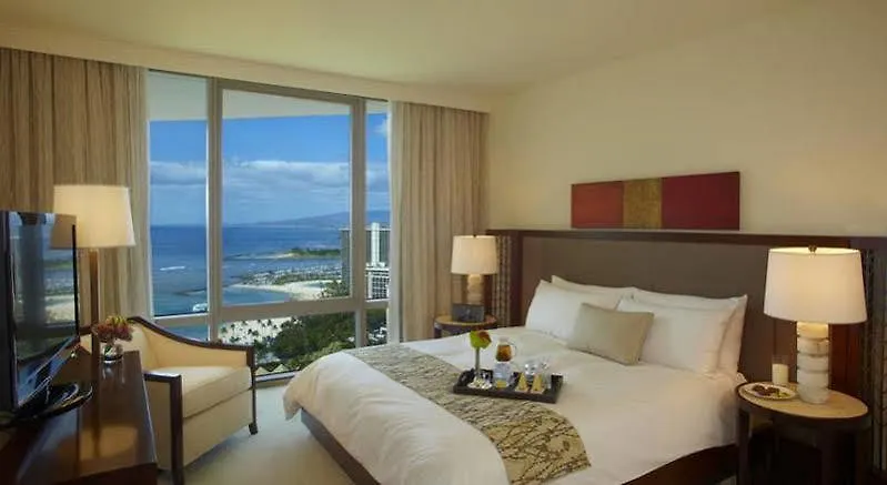 Hotel Jet Luxury At The Trump Waikiki Oahu